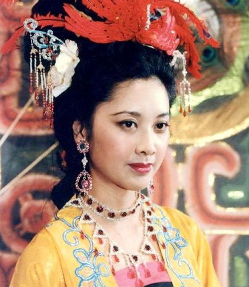 西游记女儿国国王演员,揭秘神秘国王的传奇人生
