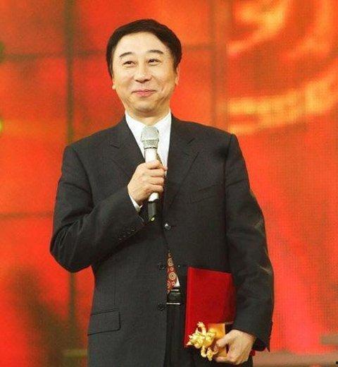 金立群家庭背景