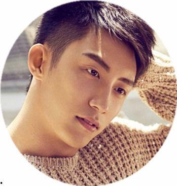 黄景瑜背景资料,从军人到演员，砥砺前行的人生蜕变